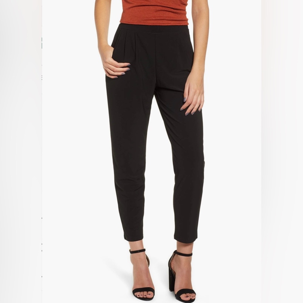NWOT • Leith Pleat Front Trousers in Black • Women’s Small